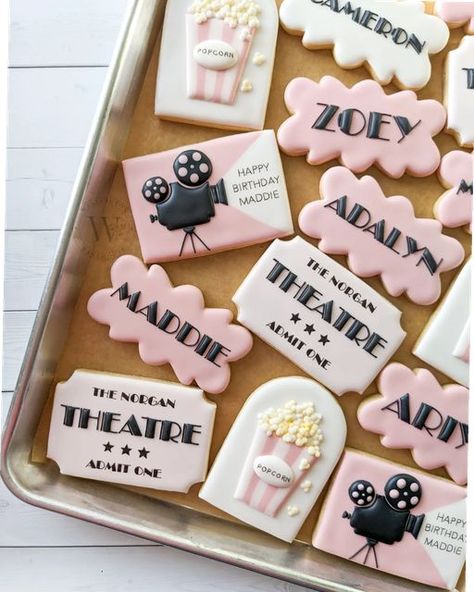 Movie Theatre Birthday Party, Birthday Movie Night, 15th Birthday Decorations, Birthday Popcorn, Pink Movies, Movie Night Birthday Party, Movie Birthday Party, Hollywood Party Theme, Royal Iced Cookies