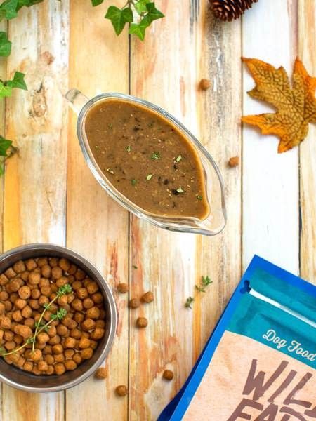 Gravy For Dogs, Dog Gravy Recipe, Dog Gravy, Earth Bowl, Diy For Dogs, Vegan Dog Food, Vegan Gravy, Easy Dog Treat Recipes, Animal Treats