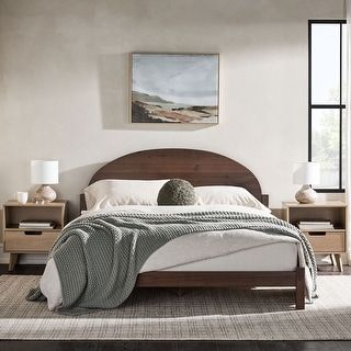 Middlebrook Designs Arched Headboard Solid Pine Queen Bed - Bed Bath & Beyond - 40184734 Room Platform, Platform Bed Designs, Best Platform Beds, Surf Room, Arched Headboard, Sleep Easy, Curved Headboard, Platform Design, Solid Wood Platform Bed