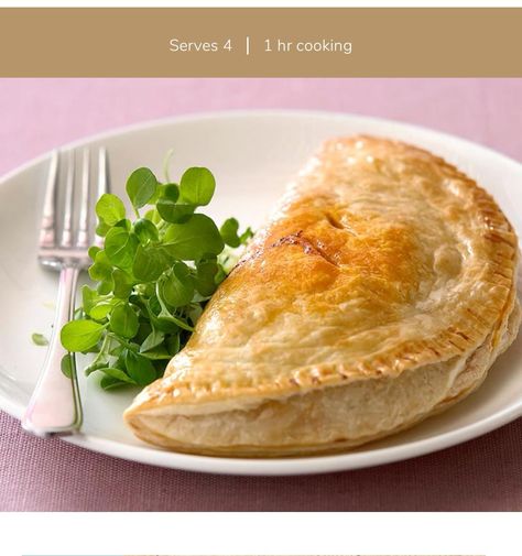 Dinners I can cook Cornish Pasty Recipe, Pasty Recipe, Mess Food, Ploughmans Lunch, Cornish Pasty, Bbq Lamb, Pasties Recipes, Cornish Pasties, Hot Potato