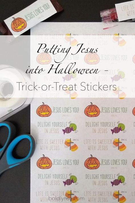 Putting Jesus into Halloween – Trick-Or-Treat Stickers Christian Treats For Halloween, Jesus Halloween Treats, Christian Trick Or Treat Ideas, Christian Halloween Treat Bags, Christian Halloween Treats, Halloween Tracts, Catholic Halloween, Harvest Ideas, Church Trunk