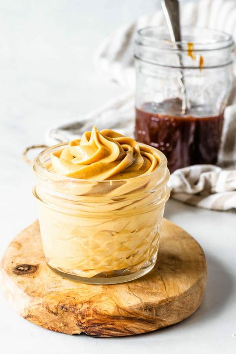 Vegan Caramel Sauce Recipe, Vegan Frosting Recipe, Healthy Vegan Dessert, Tacos Recipes, Vegan Buttercream, Cheesecake Vegan, Vegan Frosting, Caramel Buttercream, Vegan Caramel