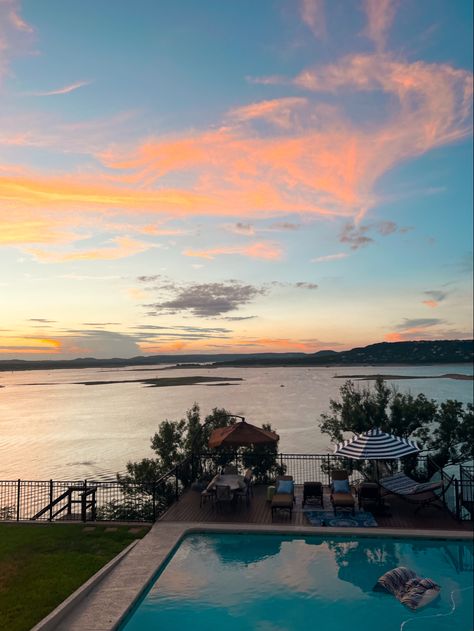 Lake Travis Austin, Lake Town, Texas Lakes, Texas Sunset, Lake Camping, Lake Austin, Lake Day, Lake Travis, Summer Lake