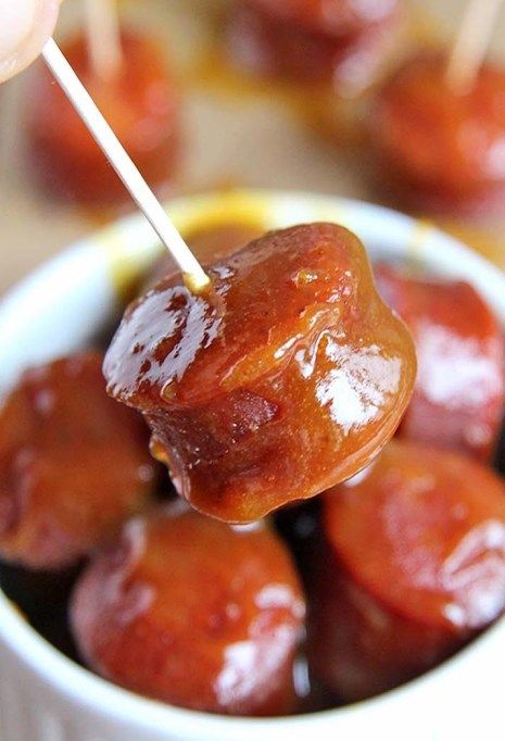 Crock Pot Kielbasa, Kielbasa Bites Recipe, Kielbasa Bites, Apricot Preserves, Kielbasa Sausage, Tailgating Recipes, Kielbasa, Finger Food Appetizers, Hors D'oeuvres