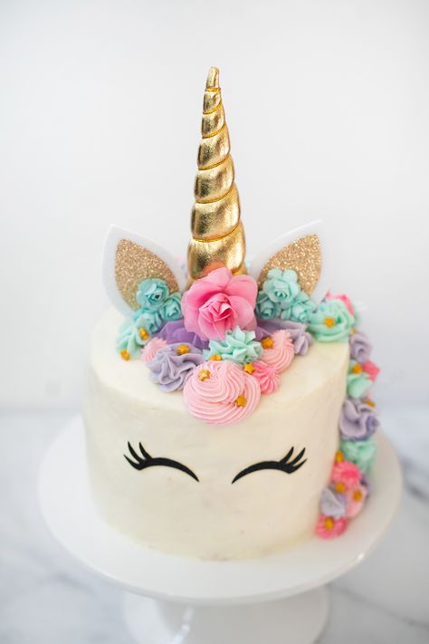 Happy Birthday 8 Year Girl Cake, Sheet Cake Unicorn, Cake Designs For 5 Year Girl, Cakes For 7th Birthday Girl, 6 Birthday Cake Girl, 7th Birthday Girl Ideas Cake, Cake For 7 Year Girl, Birthday Cake For 6 Year Girl, Birthday Cake For 4 Year Girl