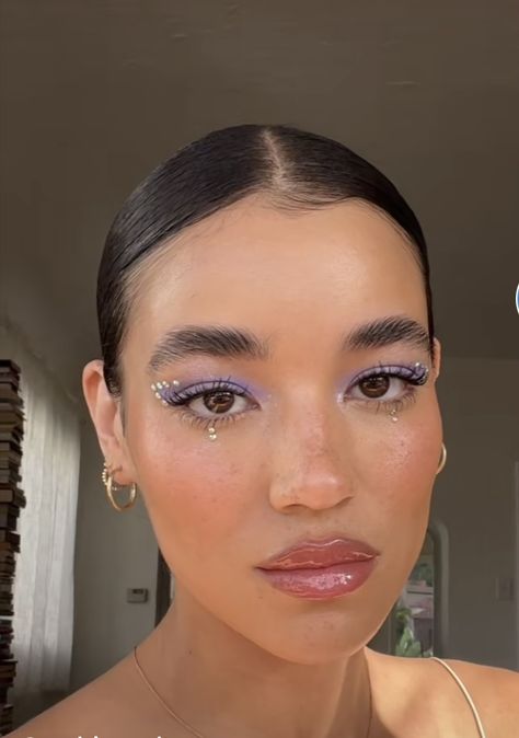 Purple Jewel Makeup, Purple Makeup Concert, Harry Styles Eye Makeup, Concert Makeup Brown Eyes, Purple Makeup Euphoria, Olivia Rodrigo Guts Tour Makeup Ideas, Eras Concert Makeup, Harry Styles Makeup Look, Laufey Concert Makeup