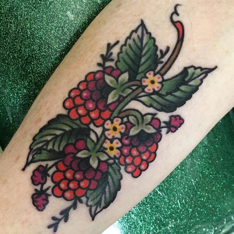 American Traditional Berry Tattoo, Blueberry Tattoo Traditional, Traditional Fruit Tattoo, Mulberry Tattoo, American Trad Tattoo, Berry Tattoo, Blueberry Tattoo, Blackberry Tattoo, Fruit Tattoo