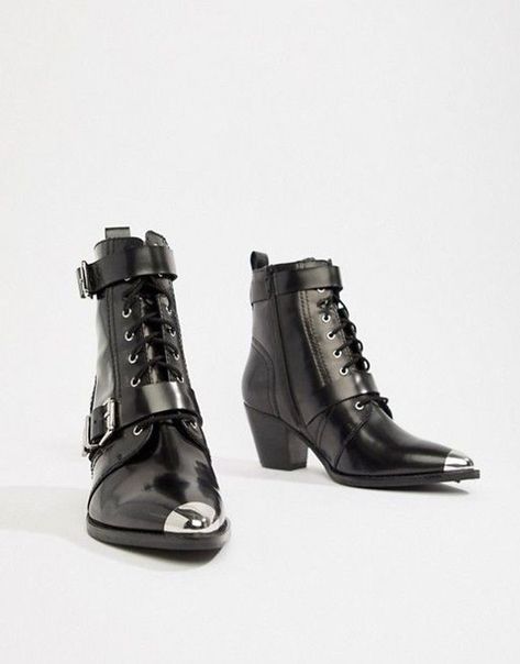 New Rock, Cool Boots, Character Outfits, Corsets, Lace Up Boots, Fashion Boots, Combat Boots, Leather Boots, Fashion Shoes