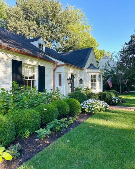 Home Tour: See inside designer Kate Figler's personality-packed Nashville home - Garden & Grace House Exterior With Black Windows, Exterior With Black Windows, White Brick House Exterior, White Home Exterior, Brick Exterior House, Front Landscaping, Cape Cod House, Old Home, House Roof