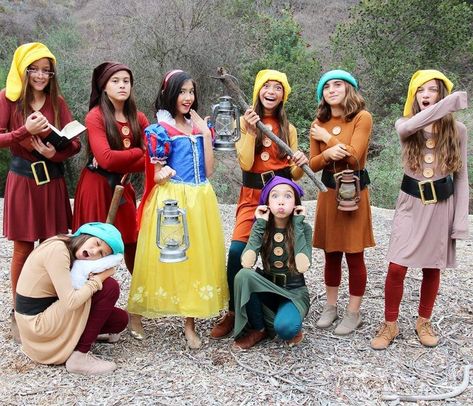 Group Fairytale Costumes, Snow White And The 7 Dwarves Costume, Snow White And The Seven Dwarfs Halloween Costume, Snow White Seven Dwarfs Costume, Snow White Group Costume Ideas, Disney Group Costumes 6 People, The 7 Dwarfs, Group Bookweek Costume, Snow White And The 7 Dwarfs Costumes