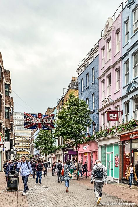 Carnaby Street in Soho is great. This guide to the best places in Soho, London will show you the best things to do in Soho. From Soho, London nightlife to Carnaby Street and Liberty London, it has it all. #london #soho London Carnaby Street, London Neighborhood Aesthetic, Best London Neighborhoods, Soho London Nightlife, Soho London Aesthetic, London Shopping Aesthetic, London Shopping Street, London Summer Aesthetic, Soho London Restaurant