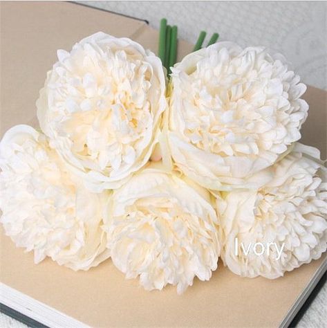 VANRINA Silk Peony Bouquet Quality Wedding Flowers 5 Heads Artificial Peonies Bouquet For Bridal Bridesmaids DIY Flowers Centerpieces These artificial silk flower bouquets are made of quality fabric silk and plastic which make the flowers really realistic, they are the best choice Silk Flower Wedding Bouquet, Silk Flower Bridal Bouquet, Table Floral Arrangements, Fake Flower Arrangements, Peony Bouquet Wedding, Hotel Party, Peony Bouquet, Bridal Bouquet Flowers, Silk Flower Bouquets