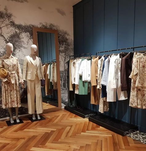 WEEKEND Max Mara (@weekendmaxmaramadrid) • Instagram photos and videos Max Mara Weekend, Weekend Max Mara, Max Mara, Instagram Photos, Photo And Video, Instagram Photo, Instagram