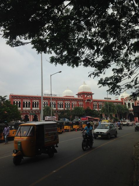 Chennai Egmore railway. Chennai City Snaps, Chennai Aesthetic Pictures, Chennai Aesthetic, Marina Beach, Restaurant Pictures, Taiwan Travel, Cool Instagram Pictures, Tamil Nadu, Iphone Homescreen Wallpaper