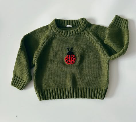 Forest Green 100% cotton knit sweatshirt. Super soft & comfortable cotton fabric ideal for your little ones sensitive skin.  Hand embroidered lady bug detail gives a twist to an every day essential.  Available in 12-18M, 2-3Y, 3-4Y, 4-5Y Knitted Applique, Kids Knit Sweater, Baby Knit Sweater, Cute Boy Clothes, Children Clothes, Colorful Baby Clothes, Sew Baby Clothes, Knit Baby Clothes, Embroidery Kids Clothes