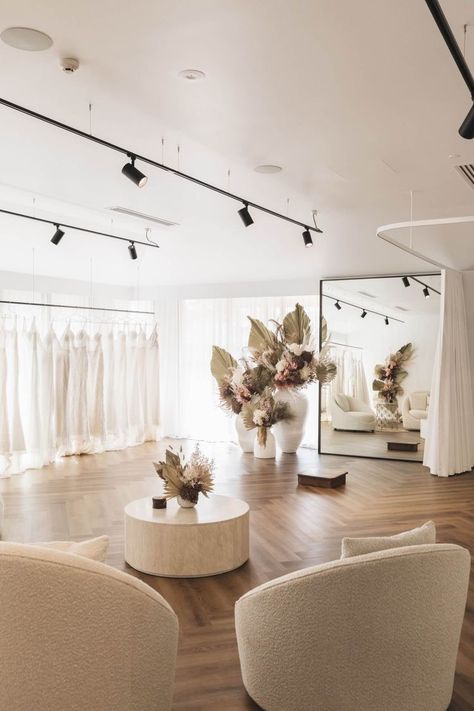 Bridal Shop Interior, Bridal Shop Decor, Bridal Boutique Interior, Romantic Living Room, Bridal Showroom, Design Studio Office, Clothing Store Interior, Store Design Boutique, Showroom Interior Design