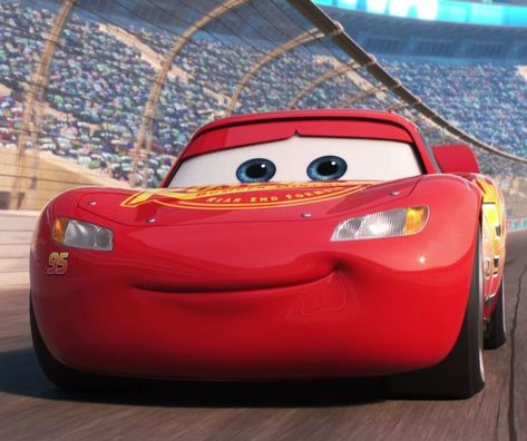 Cars Animation, Mcqueen Cars 3, Lightning Mcqueen Videos, Cars 3 Lightning Mcqueen, Disney Cars Movie, Cars Mcqueen, Cars Pixar, Mcqueen Cars, Lighting Mcqueen