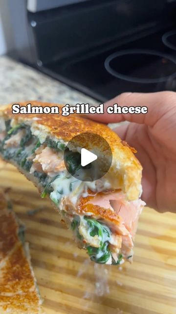 Pinky’s Kitchen on Instagram: "Made the viral salmon grilled cheese sandwich 🔥🔥 have y’all tried it yet ?? #grilledcheese #salmonrecipeideas #seafoodrecipes" Salmon Panini Sandwiches, Salmon Recipes Sandwich, Smoked Salmon Grilled Cheese, Salmon Melt Sandwich, Tuna Grilled Cheese, Salmon Sandwich Ideas, Grilled Salmon Sandwich, Salmon Grilled Cheese, Salmon Sandwich Recipes