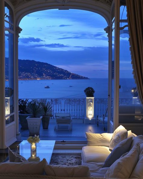 Idyllic Aesthetic, Pretty Houses, Pretty Views, Dream Life House, Awesome Places, Dream House Rooms, House Interiors, Night Vibes, Dream Apartment