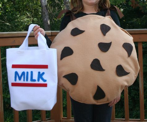 Milk And Cookies Costume Milk And Cookie Costume, Milk And Cookies Costume, Chocolate Chip Cookie Costume, Cookie Costume Diy, Dessert Crafts, Cookie Halloween Costume, Reindeer Run, Cookie Halloween, Cookie Costume