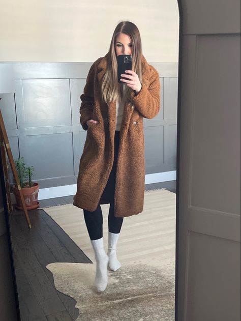 Teddy Bear Sherpa Coat Sherpa Long Coat Outfit, Sherpa Trench Coat Outfit, Brown Sherpa Outerwear For Winter, Sherpa Coat Outfit, Teddy Bear Long Coat Outfit, Teddy Bear Coats For Women, Cream Teddy Bear, Teddy Coat Outfit, Long Teddy Coat