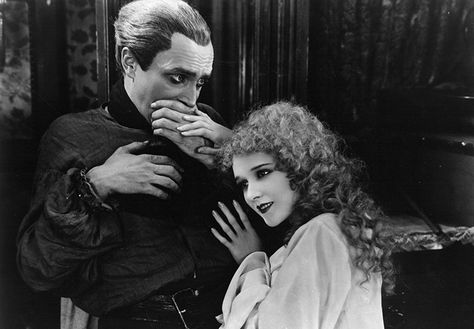 Mary Philbin, Conrad Veidt, The Man Who Laughs, Silent Horror, Blind Girl, Silent Film Stars, Silent Movie, Film History, Victor Hugo