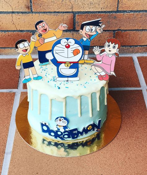 Doremon Birthday Cake, Cake Ultah Doraemon, Doremon Cake Images, Doraemon Theme Cake, Doraemon Cake Designs, Doremon Cake Designs, Cartoon Cakes For Kids, Cartoon Cake Design, Doraemon Birthday