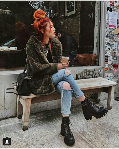 Luanna Perez Look Grunge, Mode Casual, Moda Vintage, Edgy Outfits, Outfits Casual, Grunge Fashion, Hippie Style, Fall Winter Outfits, Grunge Outfits