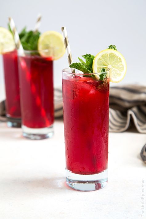 Mint Hibiscus Lemonade- The Little Epicurean Hibiscus Lemonade, Campari And Soda, Mint Lemonade, Hibiscus Tea, Lemonade Recipes, Smoothie Shakes, Chicken And Vegetables, Tea Recipes, Healthy Chicken Recipes