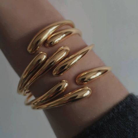 | Gold Cuffs Bracelet Stacking, Family Necklace, Open Bangle, Dope Jewelry, Chunky Jewelry, Cuff Bangle Bracelet, Gold Cuffs, Stacked Jewelry, Jewelry Lookbook