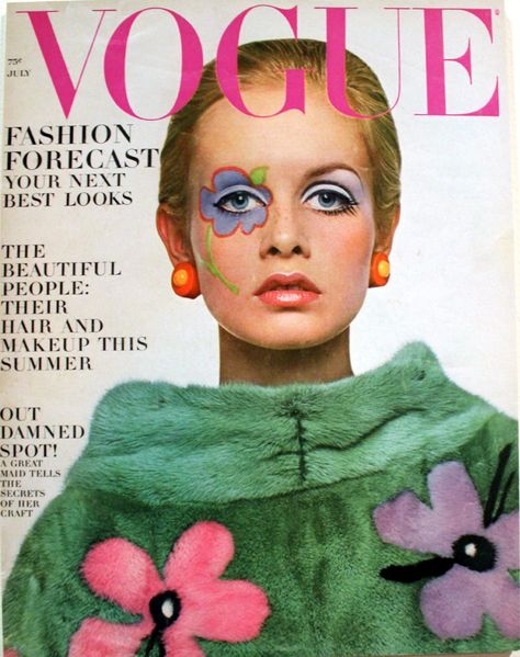 Diana Vreeland the Vogue years and her iconic Twiggy cover Twiggy Lawson, Amen Break, Colleen Corby, Vintage Vogue Covers, 60s Aesthetic, Pattie Boyd, Drag Make-up, Jean Shrimpton, Vogue Vintage