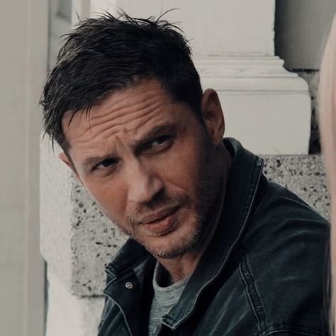 Eddie brock icons Tom Hardy Actor, Alfie Solomons, Eddie Brock Venom, Venom Movie, Eddie Brock, Frank Castle, Matt Murdock, Carol Danvers, Marvel Venom