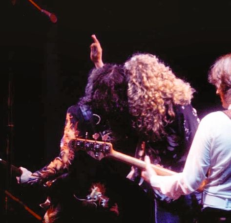 Jimmy Page, Robert Plant, The Heavens, The Mighty, Led Zeppelin, Zeppelin, The Earth, Guitar, Tumblr