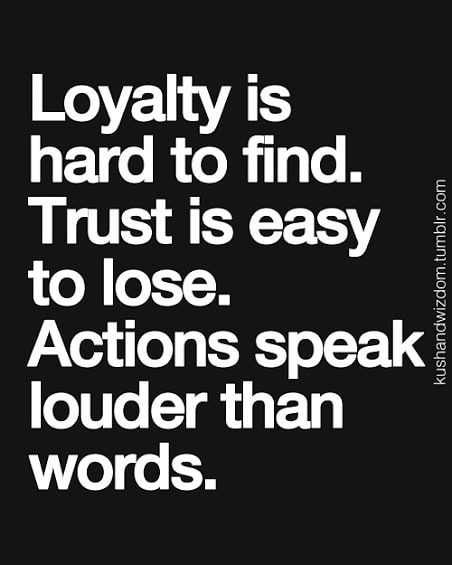 Loyal Friend Quotes, Sayings About Friends, Friendship Betrayal, Loyal Quotes, Quotes Loyalty, Funny Quotes And Sayings, Loyalty Quotes, Quotes Friends, Fake People Quotes