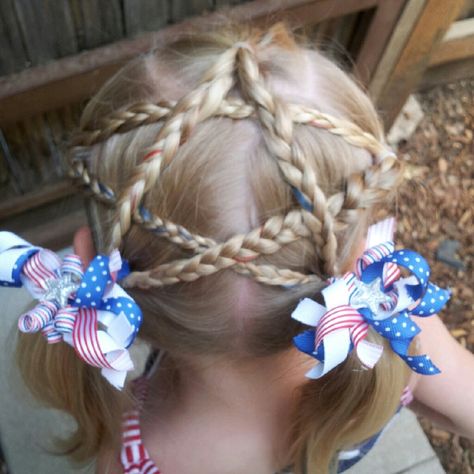 4th of july hair. Star hairstyle July Hairstyles, Diy Girls, Hairstyle Fashion, Star Hair, Creative Hairstyles, Toddler Hair, Crazy Hair, Girl Hair, Hair Dos