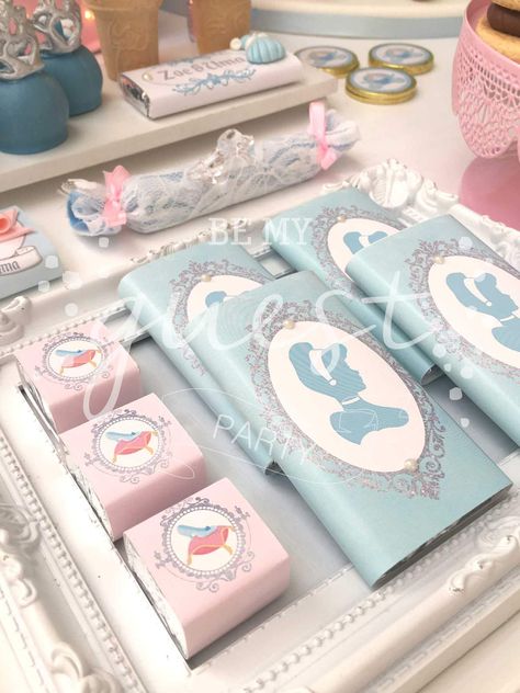 Cumple Zoe Cinderella Birthday Party Gift Bags, Cinderella Goodie Bag Ideas, Cinderella Birthday Party Favors, Cinderella Decorations, Cinderella Party Favors, Cinderella Centerpiece, Cinderella Birthday Party Ideas, Cinderella Gifts, Cinderella Theme