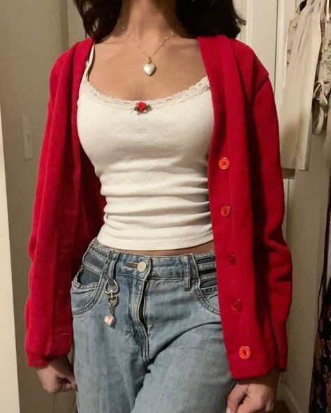 Downtown Outfits, Valentines Outfits, Red Cardigan, Cute Simple Outfits, Mode Vintage, Girly Outfits, Lookbook Outfits, Dream Clothes, Outfits Casuales