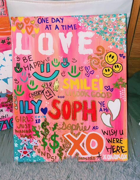 Preppy Paintings Canvases Ideas, Preppy Graffiti Painting, Preppy Things To Paint On Canvas, Preppy Beach Painting, Preppy Art Canvas, Painting Ideas On Canvas Preppy, Preppy Canvas Paintings, Preppy Paintings Canvases, Preppy Canvas Art