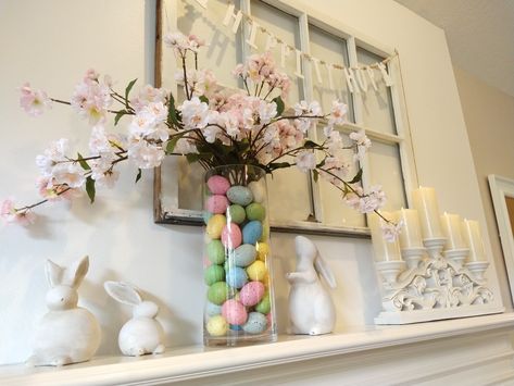 Fireplace Easter Decor Mantle Ideas, Easter Decor Mantle, Easter Console Table Decor, Easter Mantle Ideas, Easter Fireplace Mantel Decor, Easter Fireplace Mantel, Easter Entryway Decor, Mantle Inspiration, Easter Mantle Decor