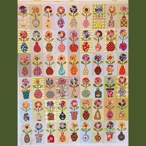 Irene Blanck on Instagram: "Here's the whole quilt... Little Blooms #littleblooms #focusonquiltspattern #ireneblanckdesigns" Irene Blanck, Scrappy Quilt Patterns, Flower Quilts, Scrappy Quilt, Applique Quilts, Modern Quilts, The Whole, Quilt Patterns, Wool