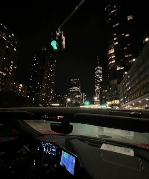 City Life Aesthetic, Playlist Covers Photos, Night Drives, Tall Buildings, Late Night Drives, Night Scenery, City Vibe, Night Vibes, Night Driving