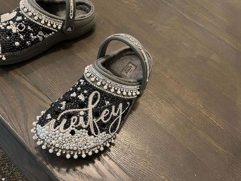 Crocs With Patches, Bridal Crocs Weddings, Bride Crocs Shoes, Wedding Crocs For Bride, Bride Crocs, Bridal Crocs, Wedding Crocs, Crocs With Charms, Crocs Ideas