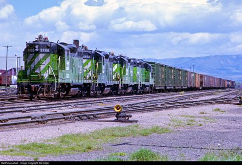 RailPictures.Net Photo: BN 1726 Burlington Northern Railroad EMD GP9 at Livingston, Montana by Bill Edgar Burlington Northern, North Coast, Rolling Stock, Livingston, Montana, Train