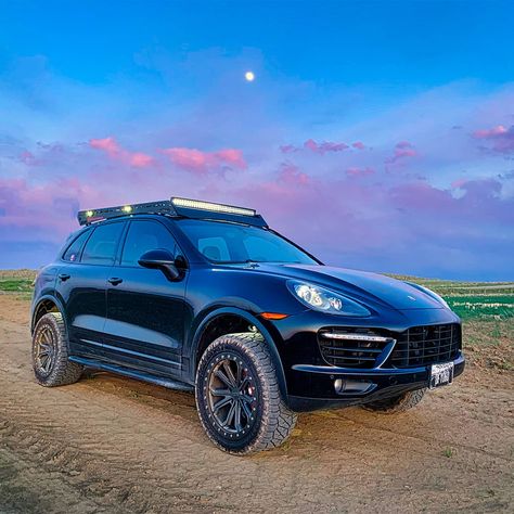 Off Road Porsche Cayenne, Porsche Cayenne Offroad, Porsche Cayenne Overland, Porsche Cayenne Off Road, Porsche 4x4, Cayenne S, New Porsche, Nissan Murano, Car Mods