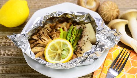 Tofu Foil Packets, Indoor Electric Grill, Foil Packet Dinners, Foil Packs, Foil Packet, Foil Packets, Meatless Monday, Camping Meals, Asparagus