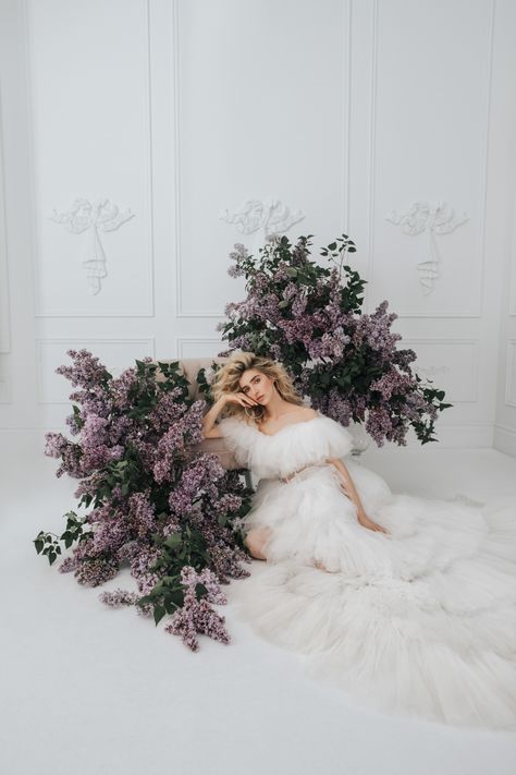 Mint Room Studios, Ethereal Model, Ruangan Studio, Lila Party, Photo Studio Design, Mint Room, Photography Studio Design, Outdoor Backdrops, Easter Photoshoot