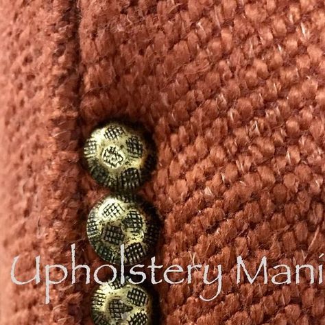 Upholstery Mania on Instagram: "Decorative nail heads add warmth and sophistication to upholstered furniture. Shown above in Oxford Hammered finish. Available in 6 finishes and small quantities, just right for your DIY projects. 🟤 🟤 🟤 #nailheads #decorativenail #upholsterymania #diyupholstery #diy #diyupholsteryproject #diyfurniture #diyprojects #upholstery #nails #upholsterysupplies #reupholstery #nail #reupholsteryproject #upholsteryproject #furniture #furnituremakeover #furnitureflip #upholsterytools #furnituresupplier #furniture" Hand Sewing Upholstery, Wool Upholstery Fabric, How To Reupholster A Chair With Nailheads, Upholstery Nails Nailhead Trim, Upholstery Nails, Upholstery Tacks, Y Project, Local Crafts, Upholstered Furniture