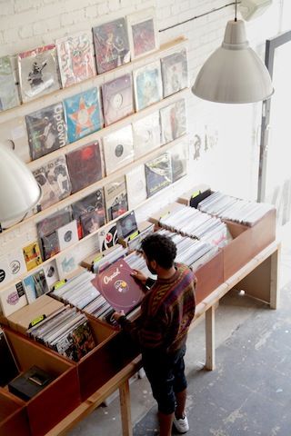 Love Vinyl, London Vinyl Store Design, Vinyl Store Aesthetic, People In Space, Vinyl Record Shop, Vinyl Shop, Recording Studio Design, Recording Studio Home, Vinyl Store, Record Stores