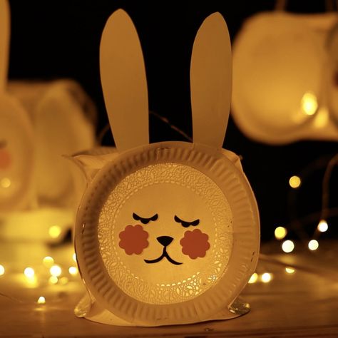 This Moon Rabbit Lantern Is The Perfect Mid-Autumn Festival Craft Diy Lanterns For Kids, Mid Autumn Festival Craft, Lantern Crafts For Kids, Rabbit Lantern, Autumn Moon Festival, Festival Crafts, Lantern Crafts, Mooncake Festival, Lantern Craft