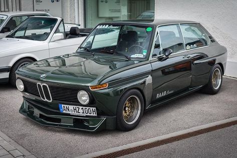 Bmw 2002 Tii, Bmw E9, Bmw Vintage, Fiat 850, Classic Bmw, Bmw Classic Cars, Bmw Love, Bmw Classic, Bmw 2002